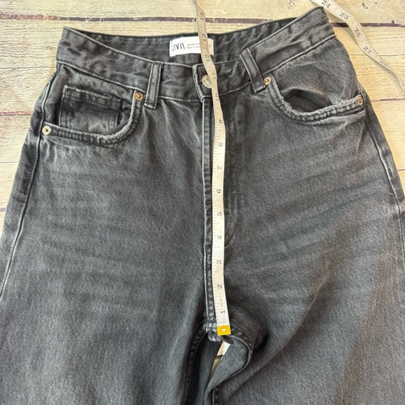 Zara Black High-Rise wide leg raw hem jeans size 2 / EUR 34 - Picture 4 of 10